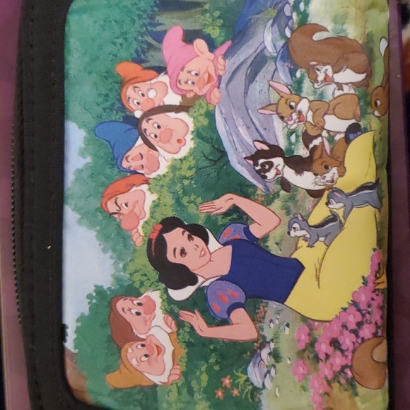 Disney Other - Disney Princess Snow White and the Seven Dwarfs Small Zipper Wallet